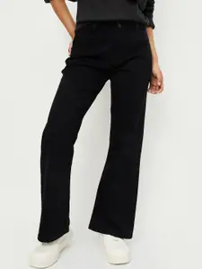 max Women Regular Fit Mid-Rise Clean Look Jeans