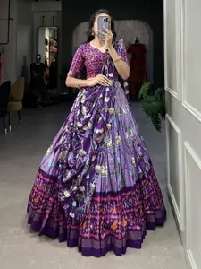 LADY SHOPI Floral Printed Ready to Wear Lehenga & Unstitched Blouse With Dupatta