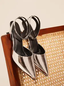 Froh Feet Women Metallic Kitten Pumps with Buckles