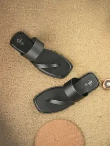 House Of Pataudi Men Comfortable Ethnic Sandals