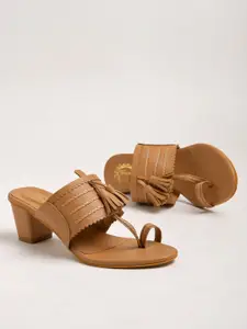Shoetopia Girls Block Sandals With Tassels
