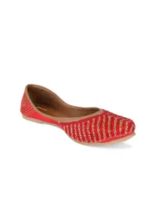 Anouk Women Embellished Ethnic Mojaris Flats