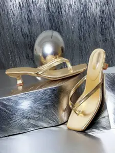 GLO GLAMP Kitten Sandals