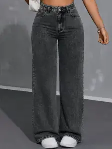 RIVI Women Jean Boyfriend Fit High-Rise Light Fade Stretchable Jeans