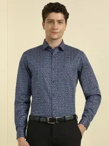 Allen Solly Men Slim Fit Floral Opaque Printed Formal Shirt