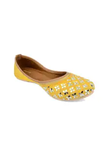 Anouk Women Embellished Ethnic Mojaris Flats