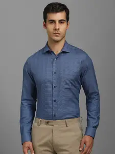 Louis Philippe Men Grid Tattersall Checks Opaque Checked Formal Shirt