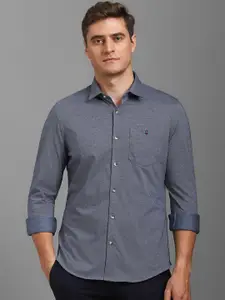 Louis Philippe Sport Men Slim Fit Opaque Printed Casual Shirt