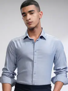 HIGHLANDER Men Comfort Slim Fit Opaque Casual Shirt