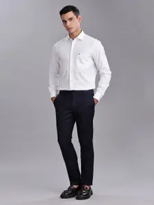 Tommy Hilfiger Men Classic Opaque Casual Shirt