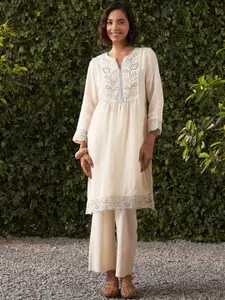 Lakshita Women Embroidered Thread Work Handloom Kurta