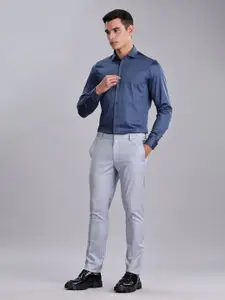 Tommy Hilfiger Men Classic Opaque Striped Casual Shirt