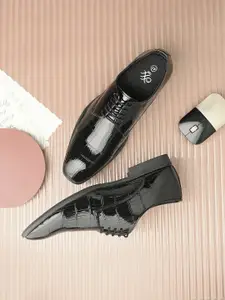 House Of Pataudi Men Textured Lace-Up Formal Derby