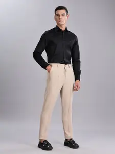 Tommy Hilfiger Men Slim Fit Opaque Casual Shirt