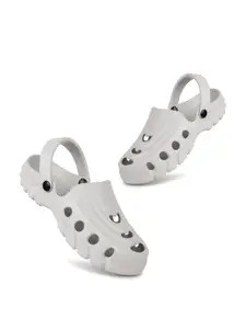 DRACKFOOT Men Clogs