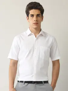 Arrow Men Classic Opaque Striped Formal Shirt