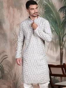 Sangria Geometric Pattern Chikankari Kurta With Sequin