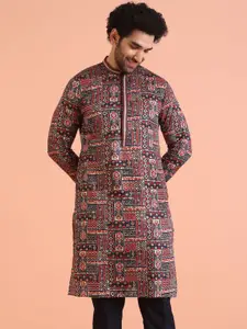 KISAH Men Geometric Printed Flared Sleeves Kurta