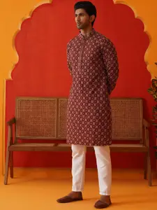 Jompers Men Embroidered Regular Sequinned Kurta with Pyjamas