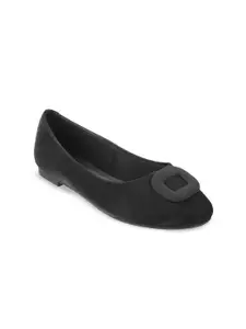 Mochi Women Textured Fashion Flats