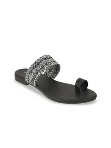 WALKWAY by Metro Women Embellished One Toe Flats