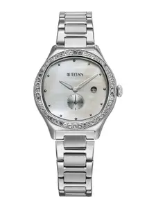 Titan Women Embellished Dial & Stainless Steel Bracelet Style Straps Analogue Watch 95289SM01