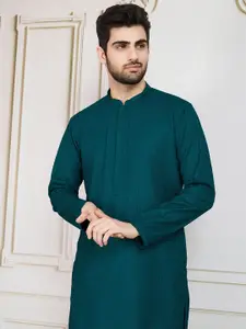 House of Pataudi Embroidered Cotton Straight Kurta