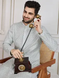 House of Pataudi Embroidered Cotton Straight Kurta