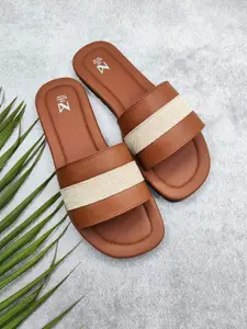 THE MADRAS TRUNK Men Open Toe Flats