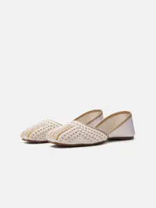 JM Looks Girls Ethnic Mojaris with Embroidered Flats