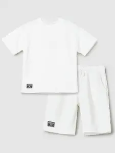 max Boys Round Neck T-Shirt With Shorts