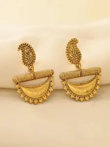 DASTOOR Gold-Plated Paisley Shaped Drop Earrings