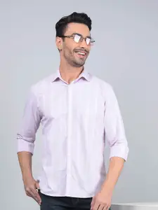 Crimsoune Club Men Classic Fit Spread Collar Vertical Striped Cotton Casual Shirt