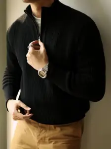 StyleCast Men T-shirt