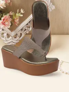 Denill Women Western - Embellished Ethnic Platform Sandals