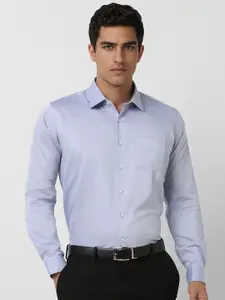 Van Heusen Men Slim Fit Spread Collar Solid Cotton Formal Shirt