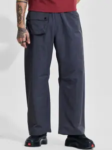 Snitch Men Grey Loose Fit Cargo Pants