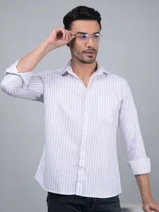 Crimsoune Club Men Classic Slim Fit Vertical Striped Cotton Casual Shirt