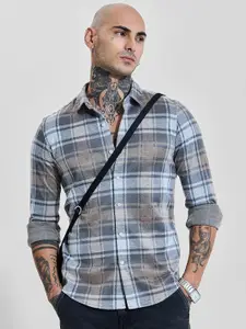 Snitch Men Smart Slim Fit Spread Collar Checked Casual Shirt