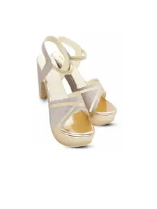 MONAQI Women Colourblocked Western - Embellished Comfort Sandals