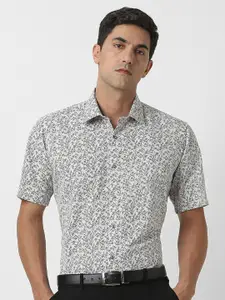 Van Heusen Men Spread Collar Floral Printed Cotton Formal Shirts
