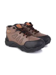 DRACKFOOT Men Leather Running Non-Marking Shoes