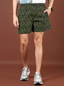 V-Mart Men Floral Printed High-Rise Shorts