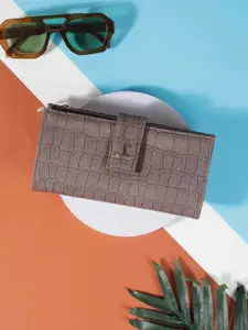 Mochi Women Textured Zip Around Wallet