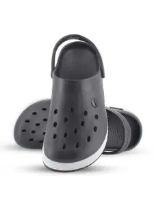 FLITE Men Clogs Flip Flops