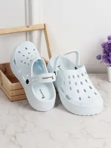 Smoothlite Men Self Design Rubber Clogs