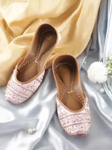 House of Pataudi Women Ethnic Embellished Mojaris