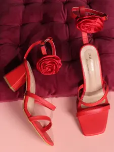 Try Me Block Sandals