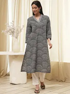 Biba Ethnic Motifs Printed V-Neck Cotton Straight Kurta