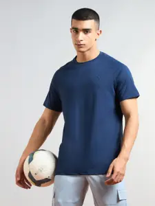 Technosport Men Antimicrobial Slim Fit T-shirt